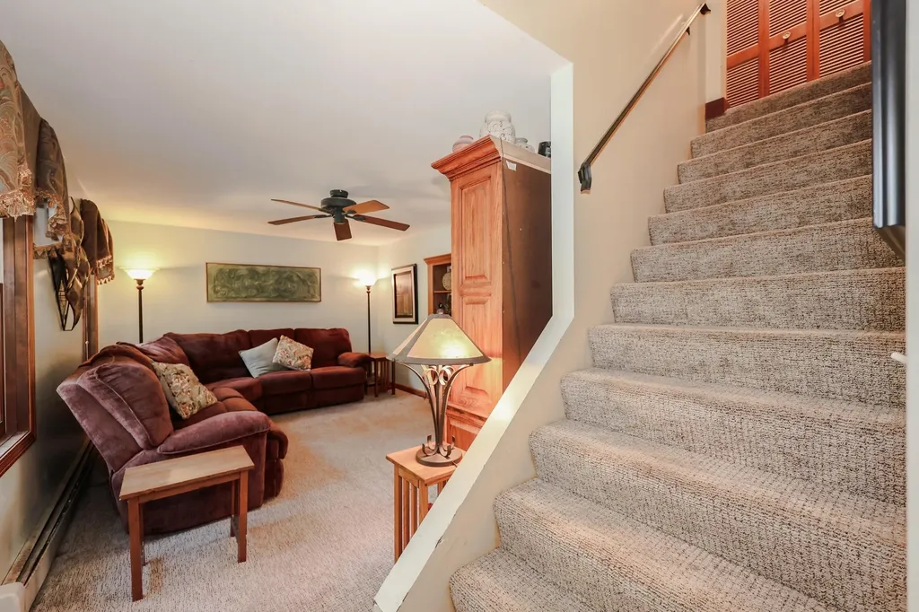 13 Star Circle Auburn NH 03032