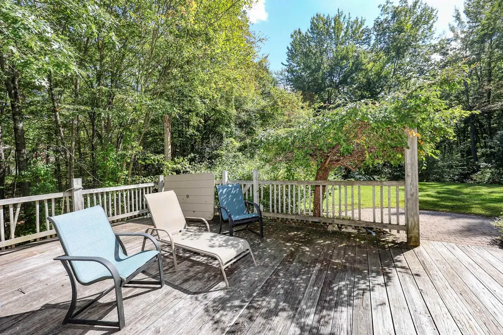 13 Star Circle Auburn NH 03032