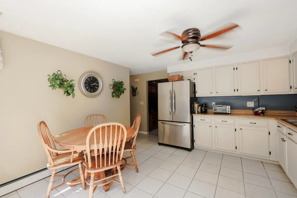 13 Star Circle Auburn NH 03032