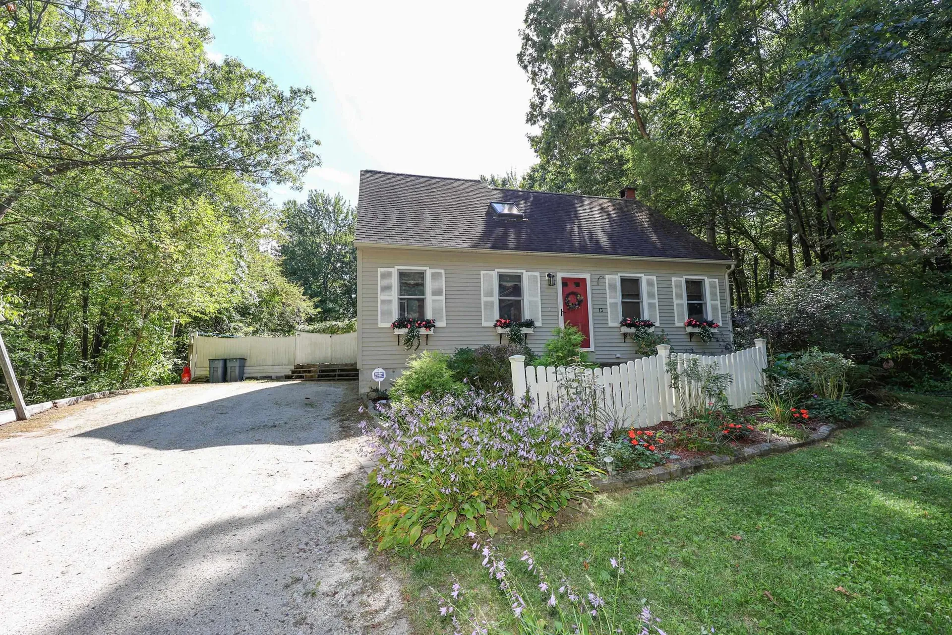 13 Star Circle Auburn NH 03032