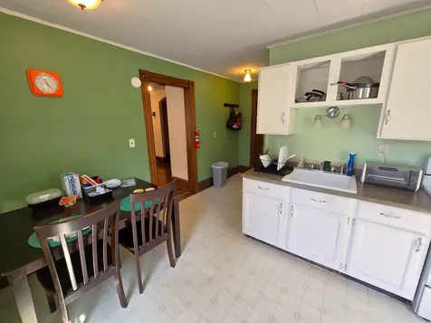 1027 Western Avenue Brattleboro VT 05301