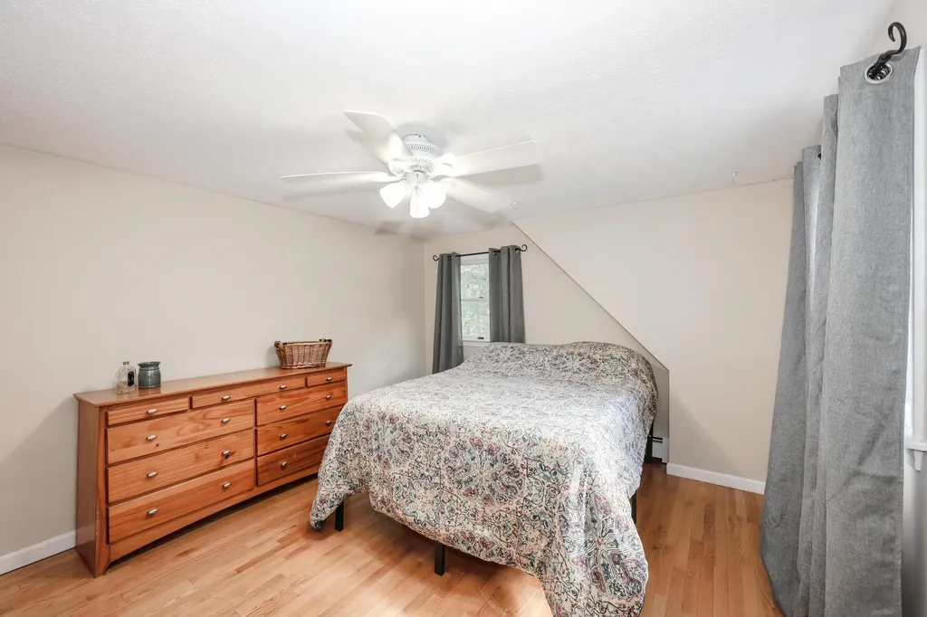 379 Brown Road Candia NH 03034