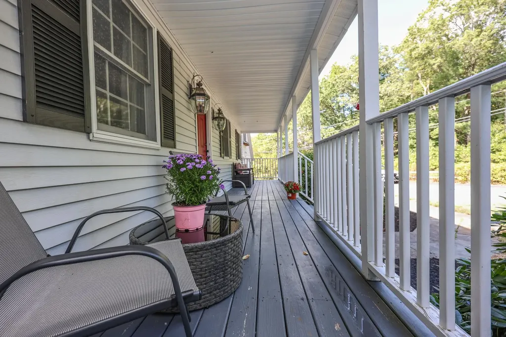 379 Brown Road Candia NH 03034