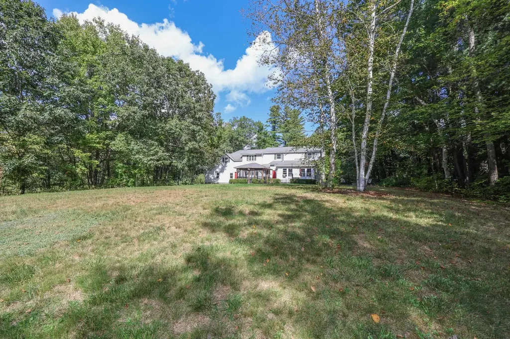 379 Brown Road Candia NH 03034