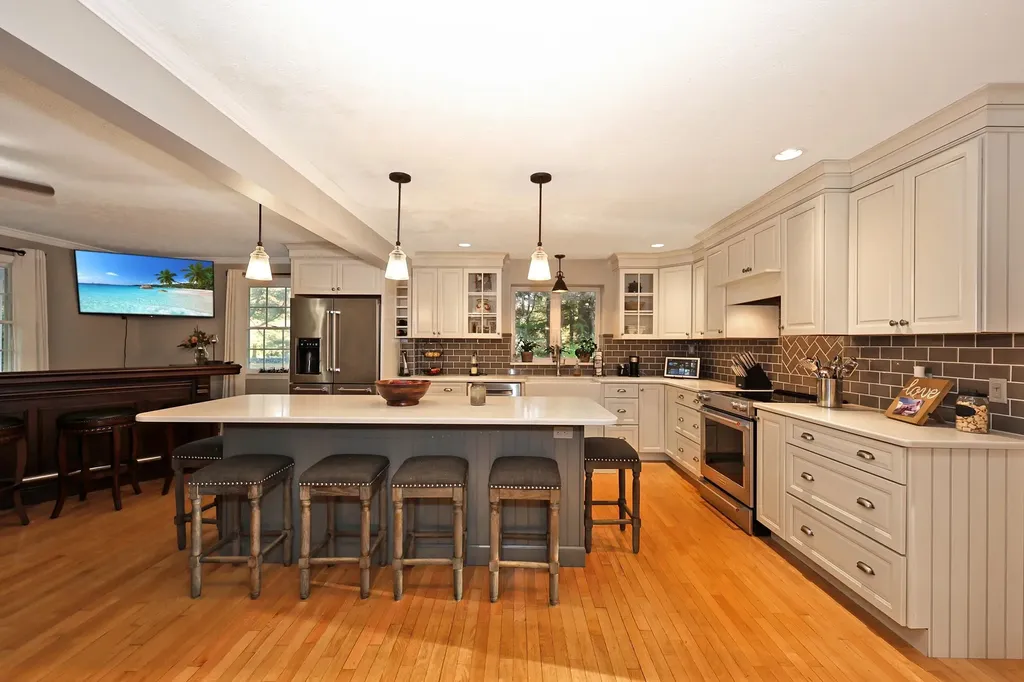 379 Brown Road Candia NH 03034