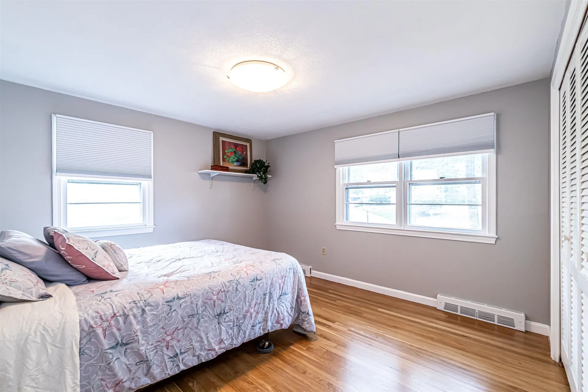11 Easthill Drive Hudson NH 03051