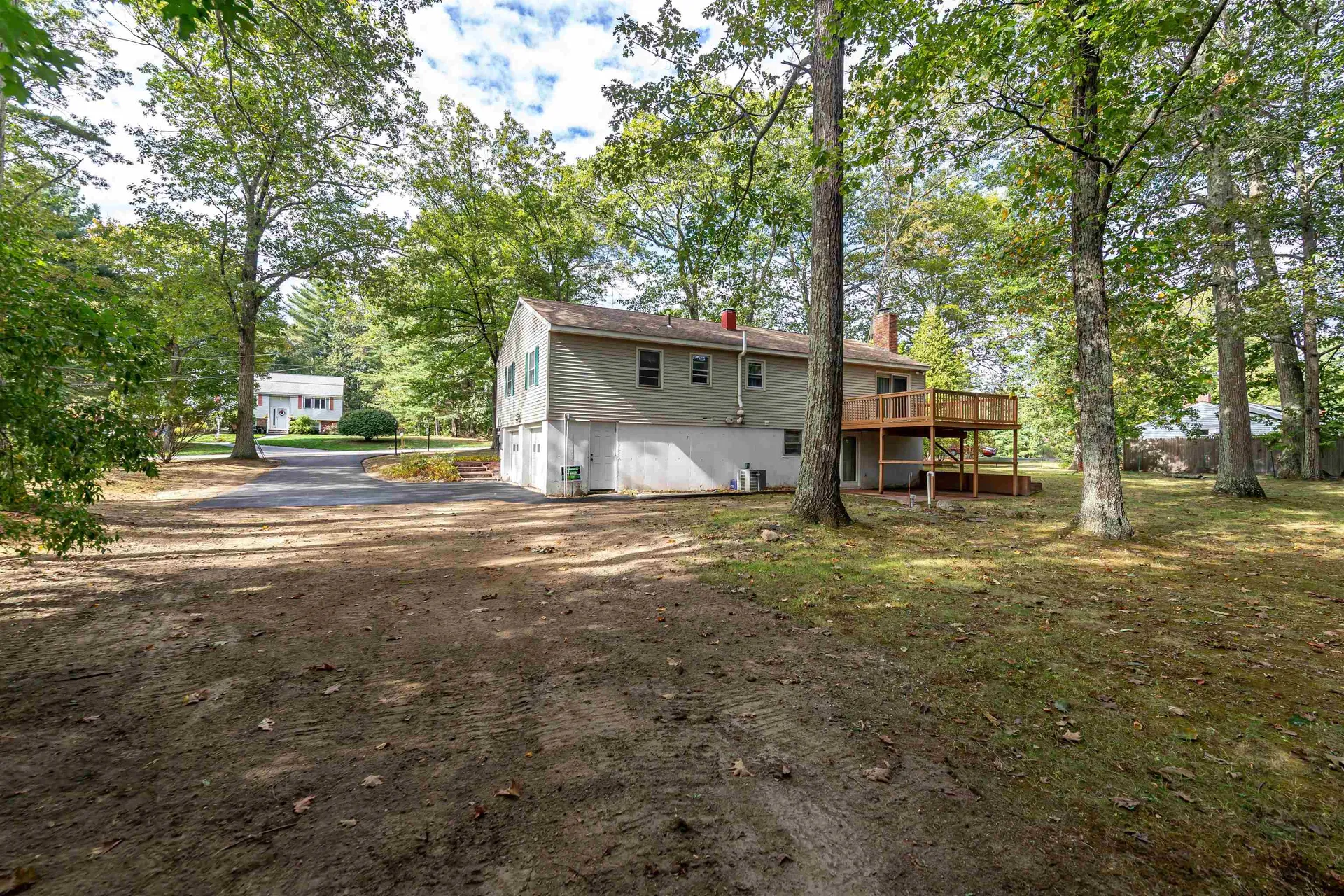 11 Easthill Drive Hudson NH 03051