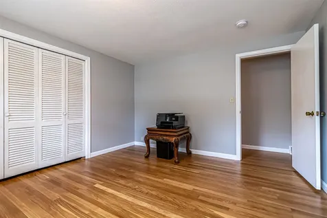 11 Easthill Drive Hudson NH 03051