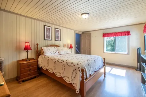 1661 Pageant Park Road Barton VT 05822