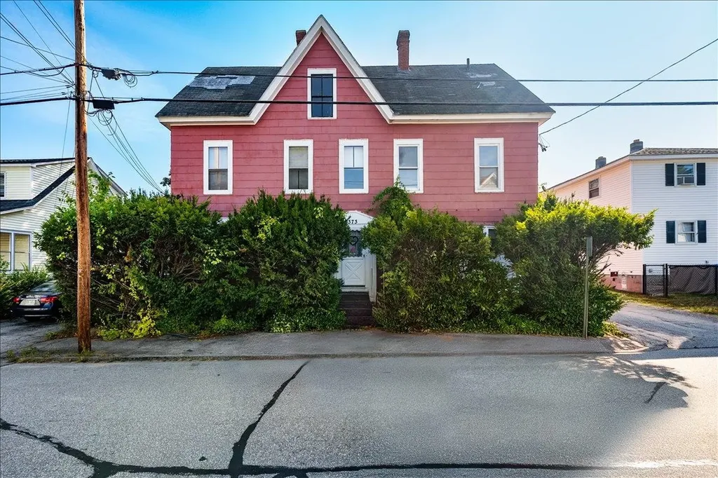 373 Bartlett Street Manchester NH 03102