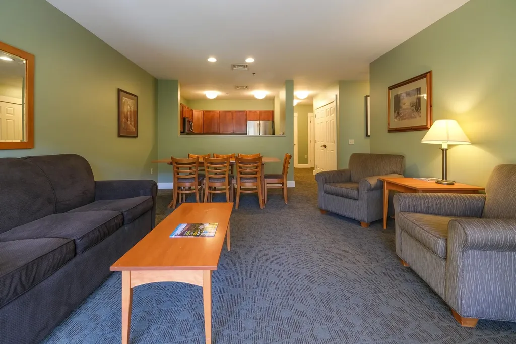 331/333 Qii Jackson Gore Inn Ludlow VT 05149