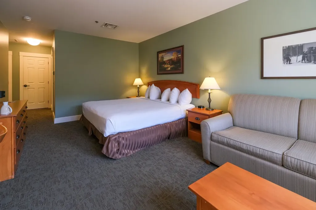 331/333 Qii Jackson Gore Inn Ludlow VT 05149