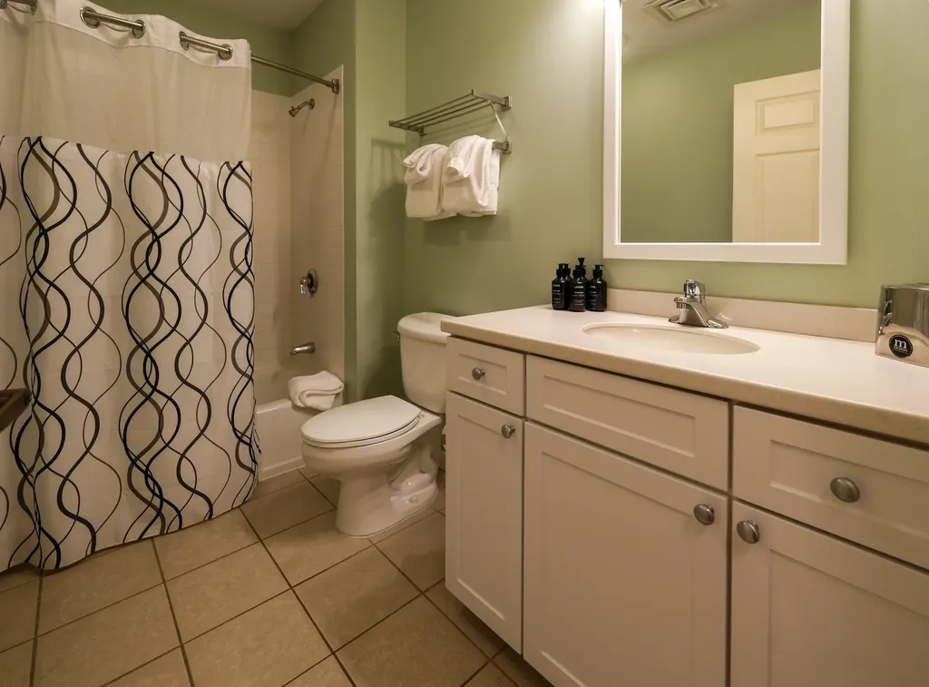 331/333 Qii Jackson Gore Inn Ludlow VT 05149