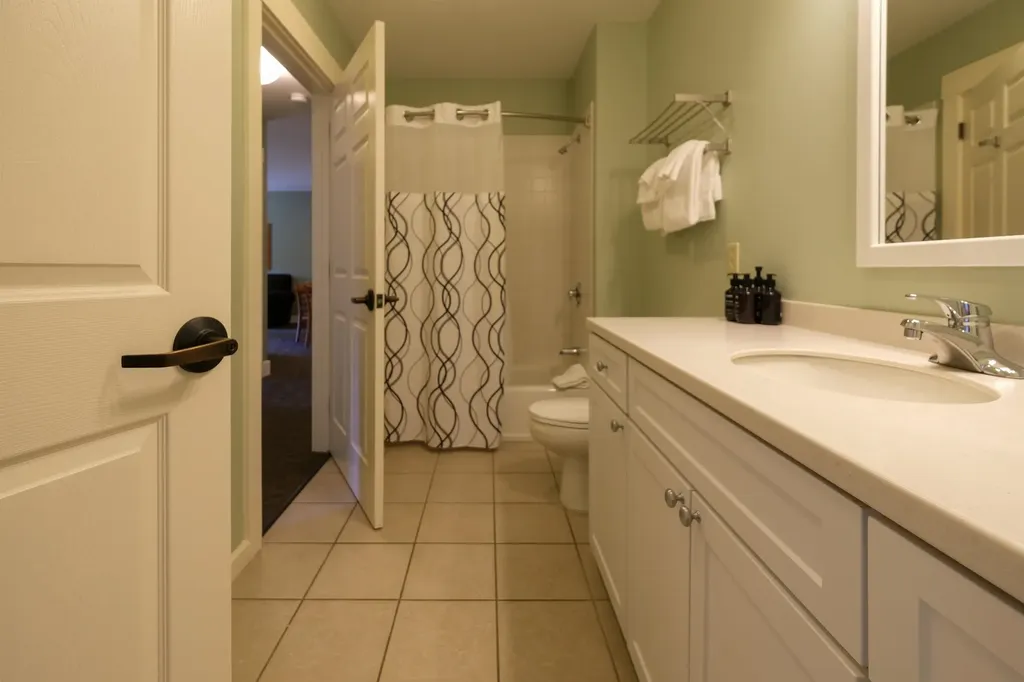 331/333 Qii Jackson Gore Inn Ludlow VT 05149