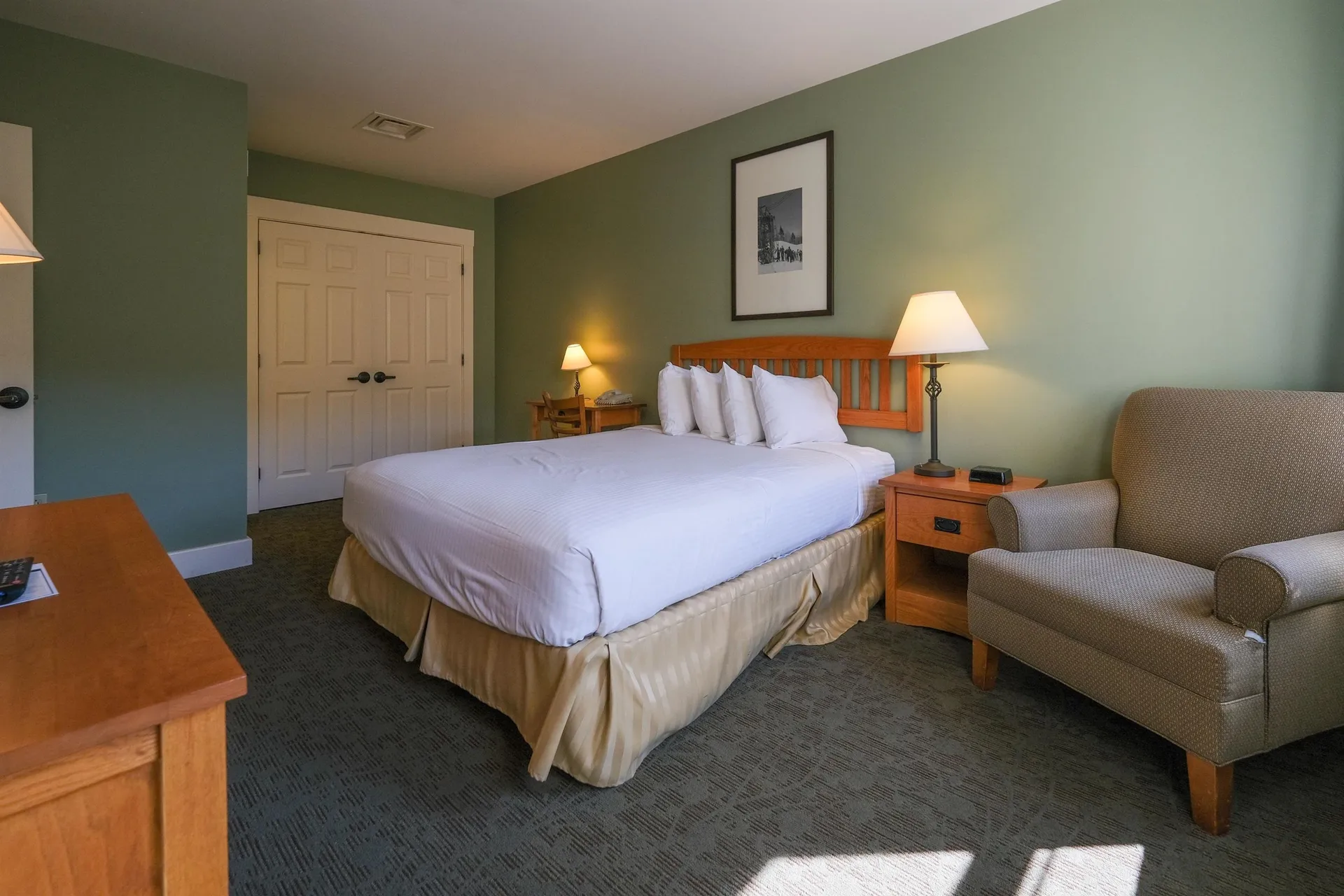 331/333 Qii Jackson Gore Inn Ludlow VT 05149