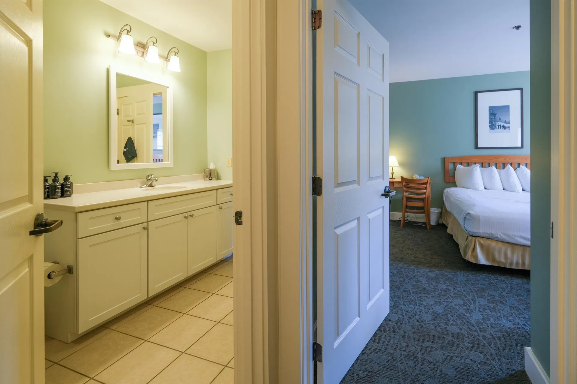 331/333 Qii Jackson Gore Inn Ludlow VT 05149