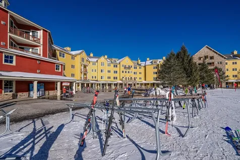 331/333 Qii Jackson Gore Inn Ludlow VT 05149