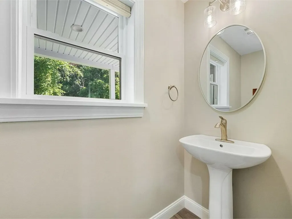 71 Hefflon Lane St. Albans City VT 05478