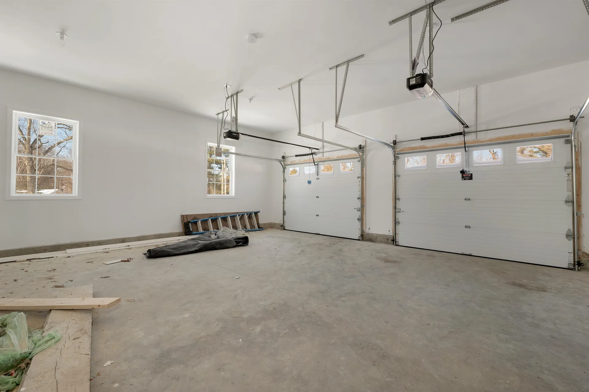 90 High Range Road Londonderry NH 03053