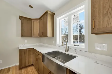 90 High Range Road Londonderry NH 03053