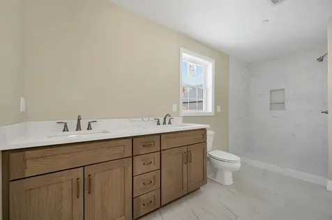 90 High Range Road Londonderry NH 03053