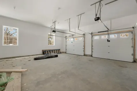 90 High Range Road Londonderry NH 03053