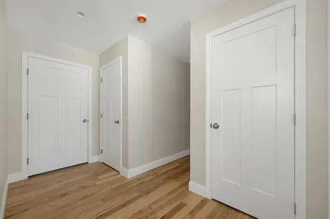 90 High Range Road Londonderry NH 03053