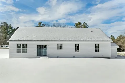 90 High Range Road Londonderry NH 03053