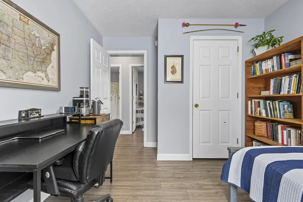 39 Cameron Drive Farmington NH 03835