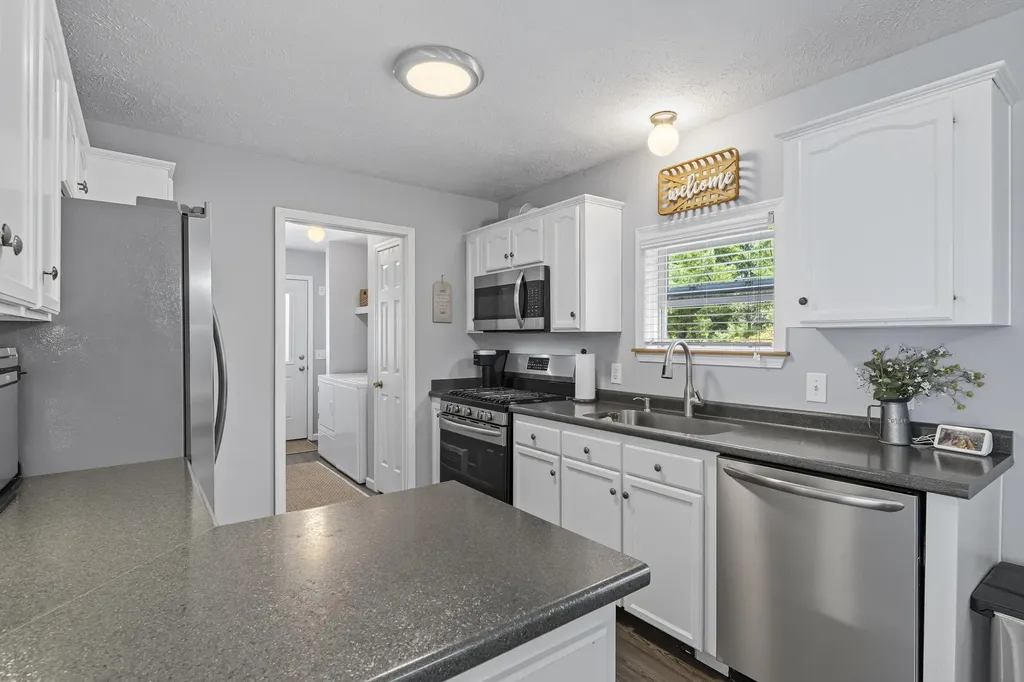 39 Cameron Drive Farmington NH 03835