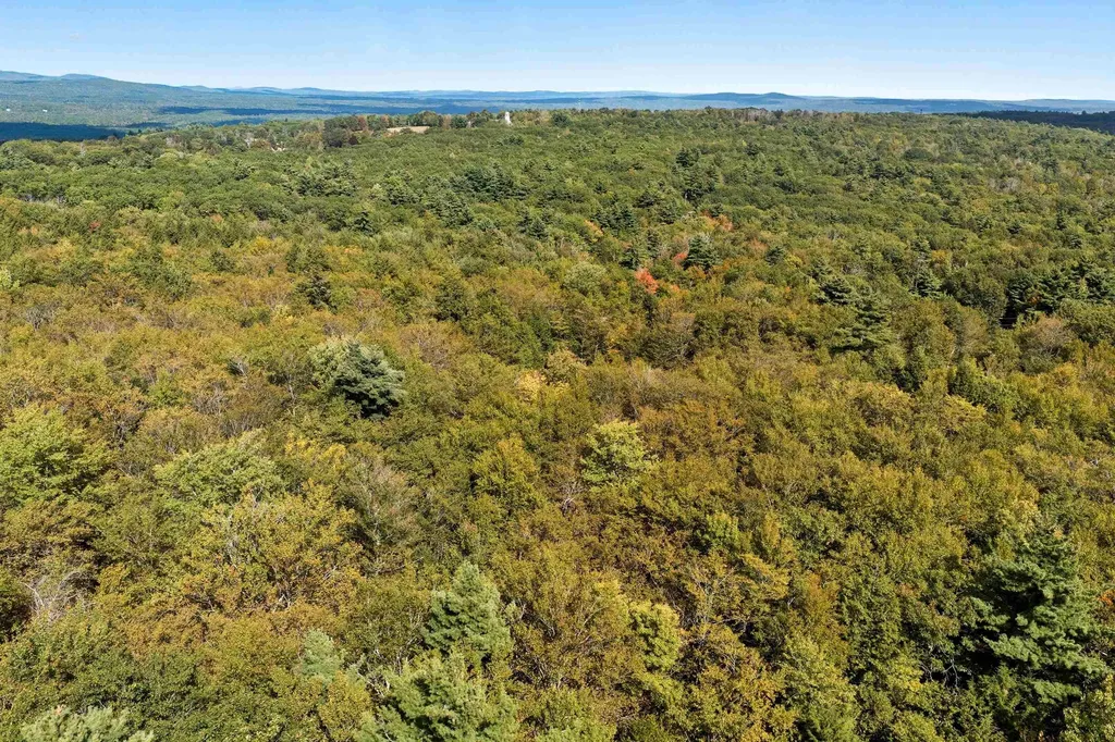 24 Ragged Mountain Road New Durham NH 03855