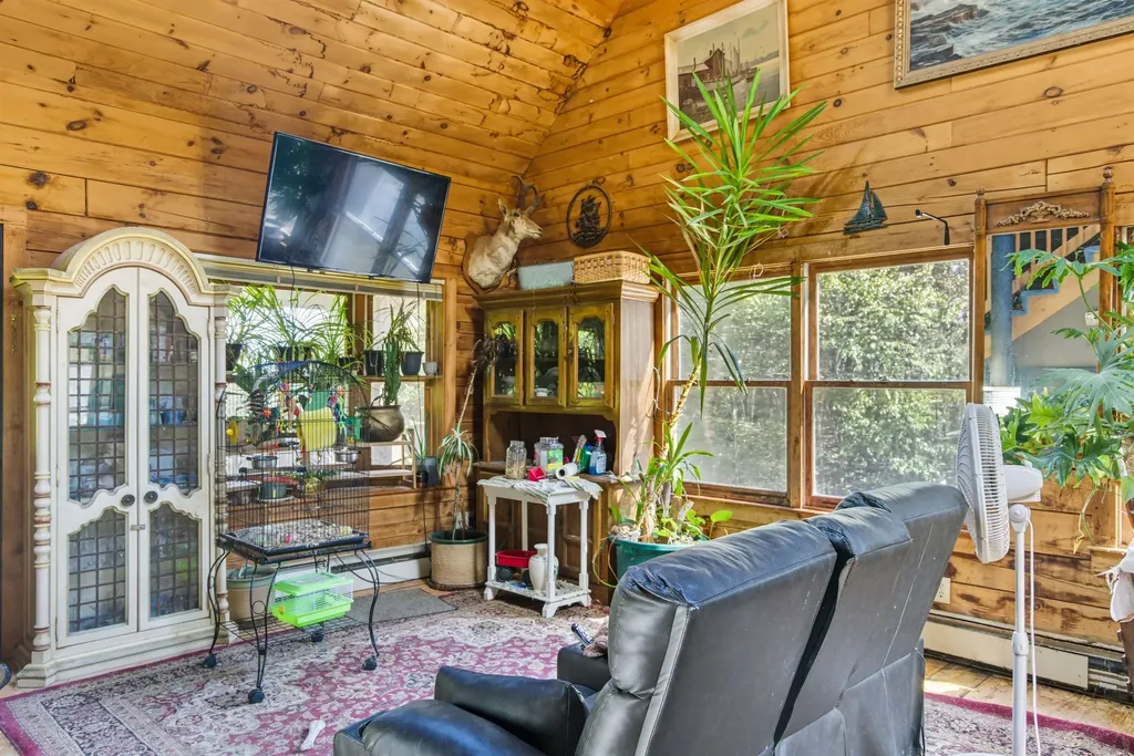 24 Ragged Mountain Road New Durham NH 03855