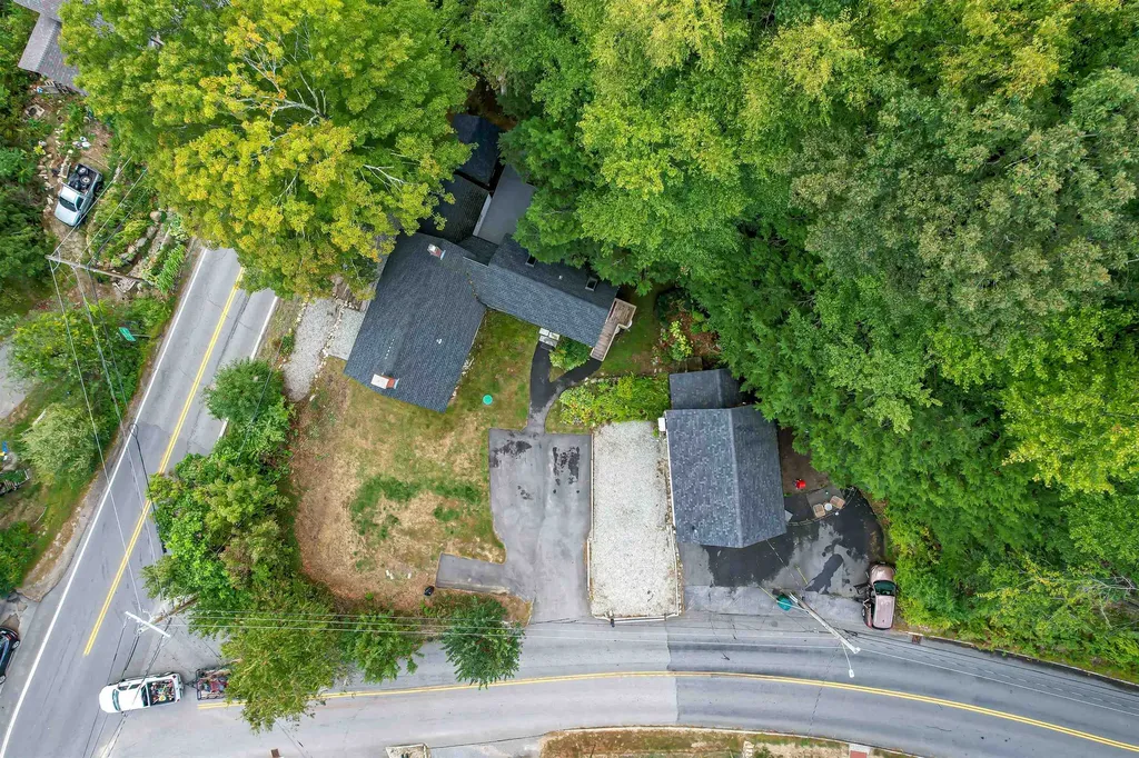 1 Old Coach Road New Boston NH 03070