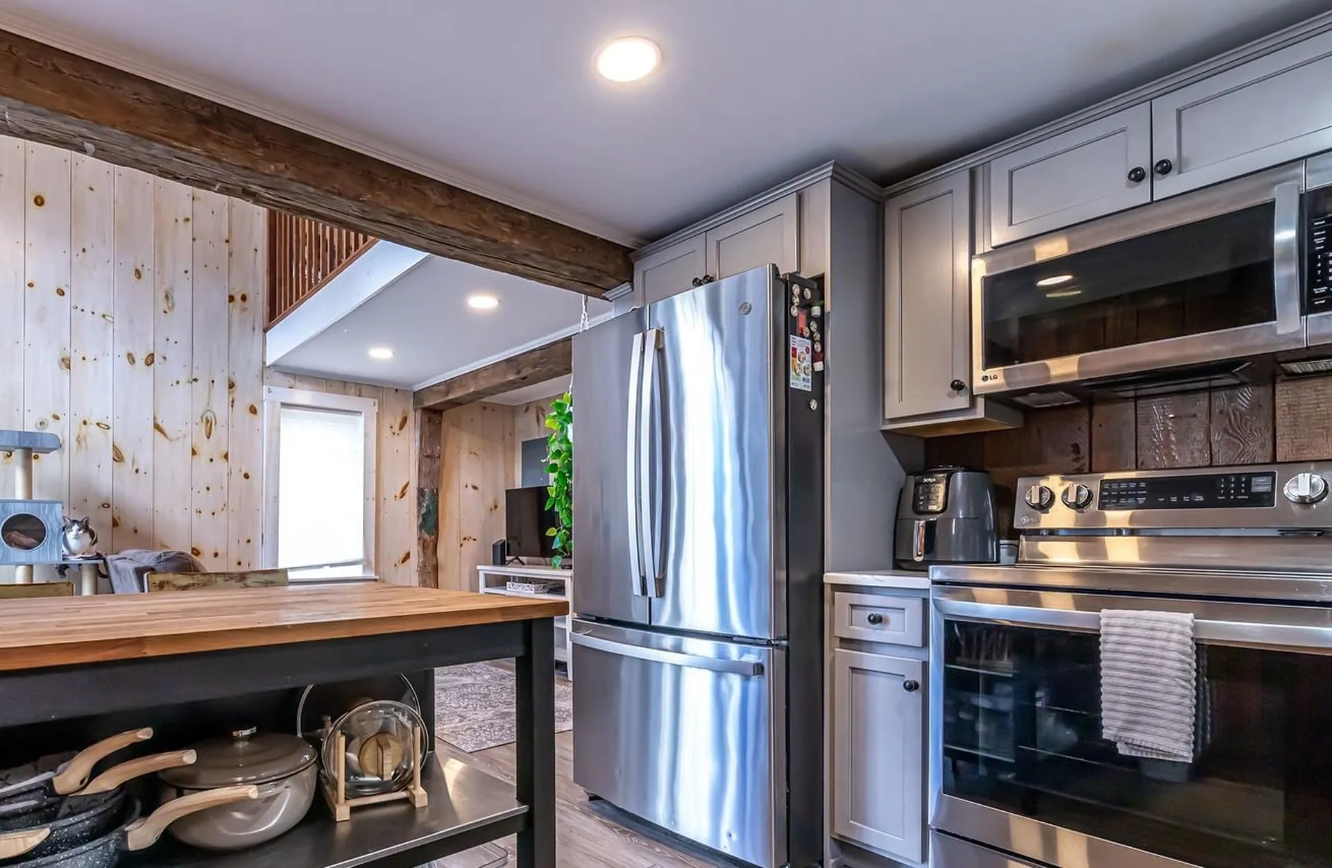 1 Old Coach Road New Boston NH 03070