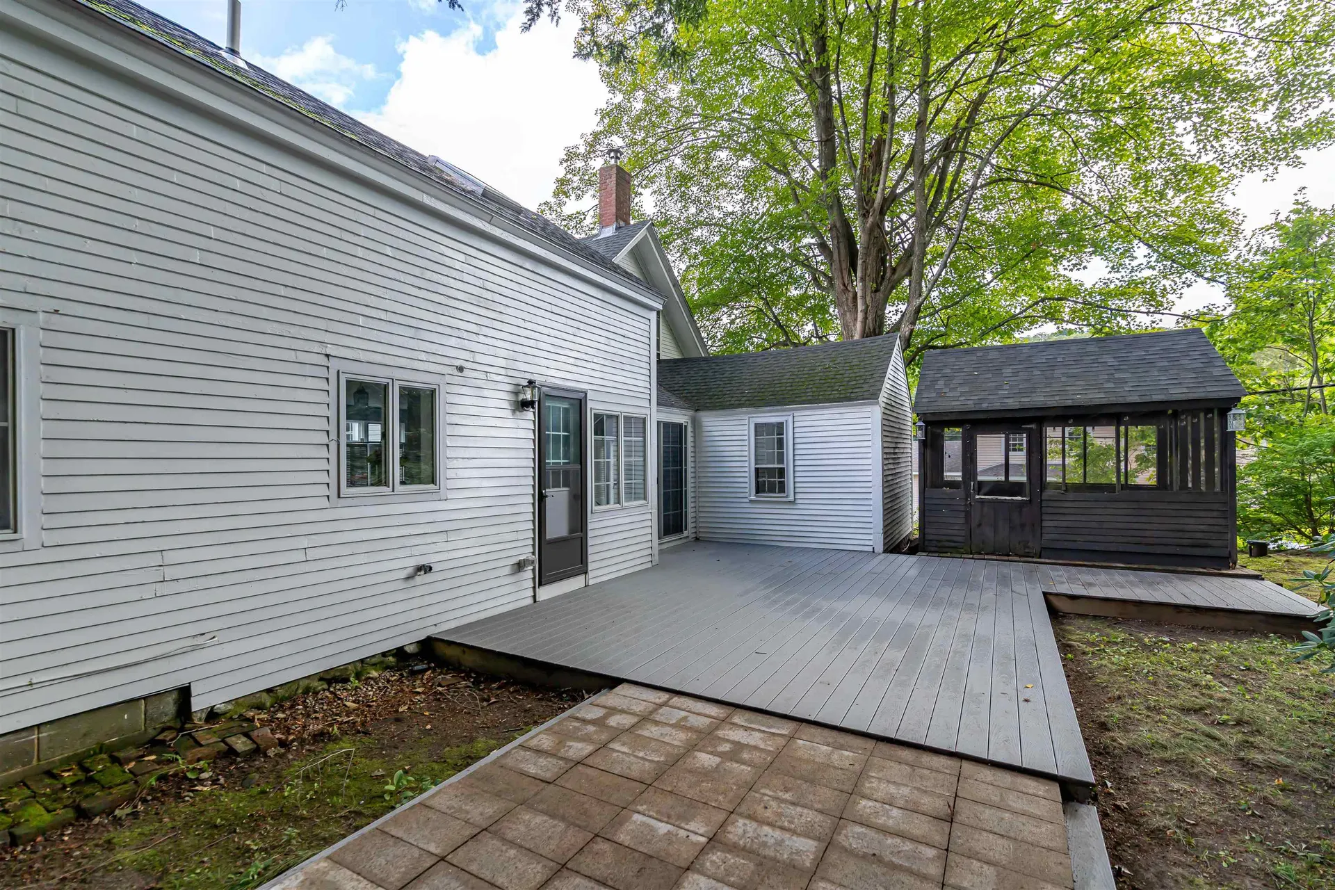 1 Old Coach Road New Boston NH 03070