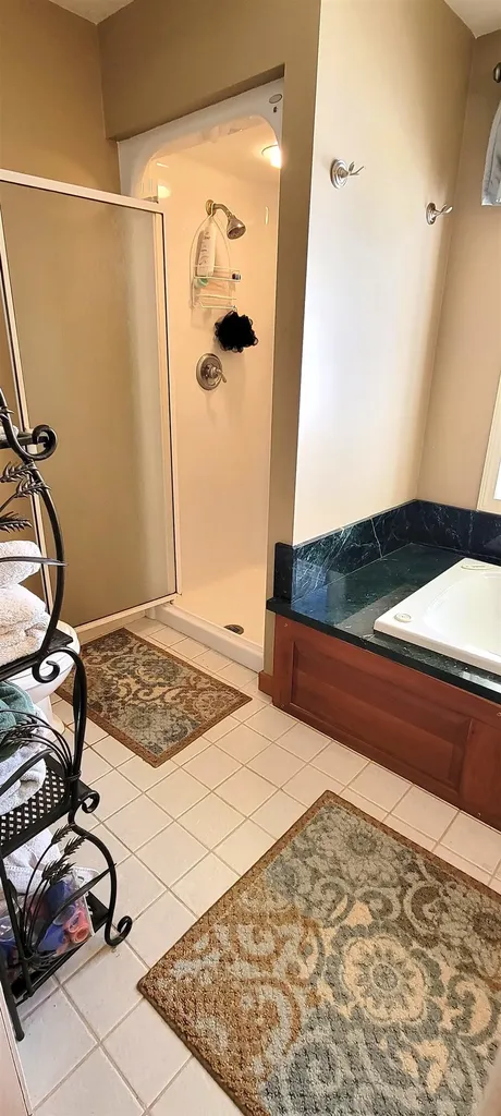 5 Pond View Drive Stratham NH 03885