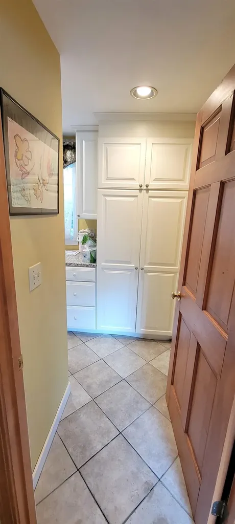 5 Pond View Drive Stratham NH 03885