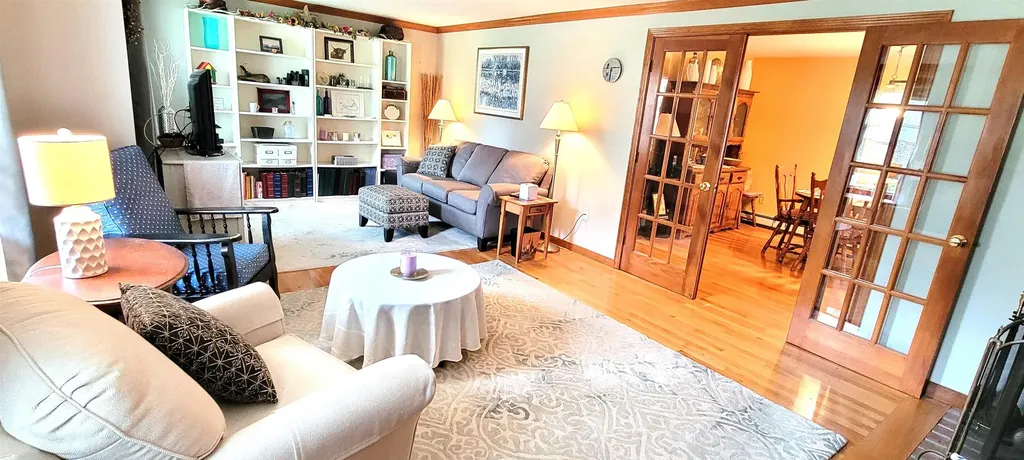 5 Pond View Drive Stratham NH 03885