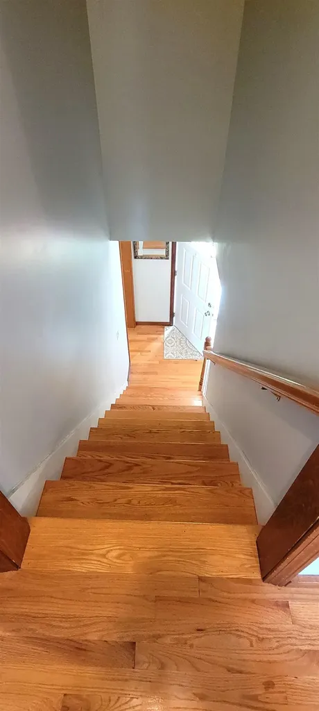 5 Pond View Drive Stratham NH 03885