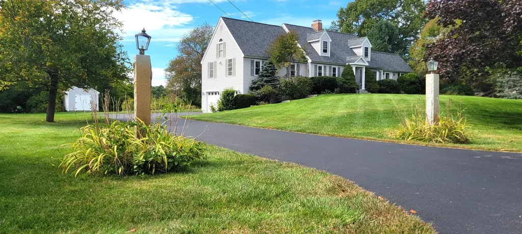 5 Pond View Drive Stratham NH 03885