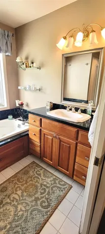 5 Pond View Drive Stratham NH 03885