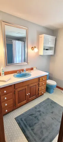 5 Pond View Drive Stratham NH 03885