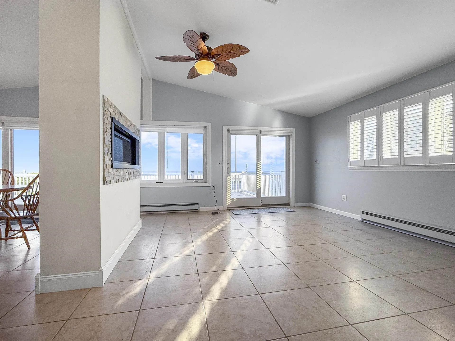 917 Ocean Boulevard Hampton NH 03842