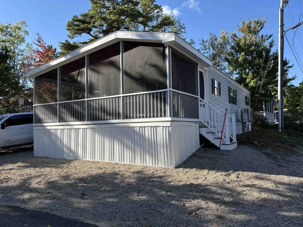 4 Tomahawk Lane Freedom NH 03836