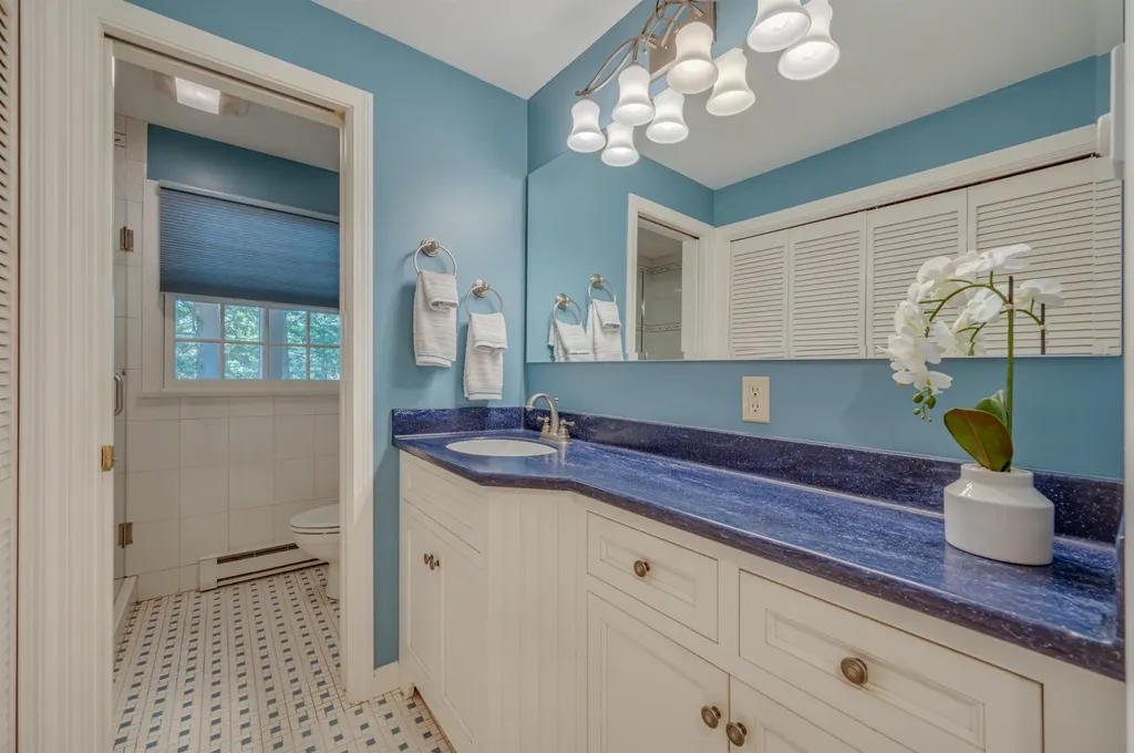 1100 Lake Avenue Sunapee NH 03751