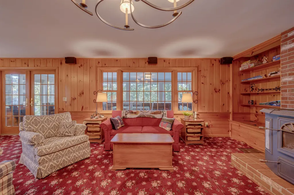 1100 Lake Avenue Sunapee NH 03751
