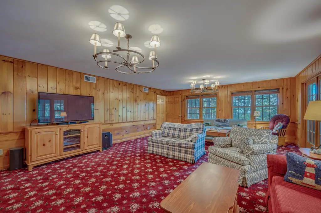 1100 Lake Avenue Sunapee NH 03751