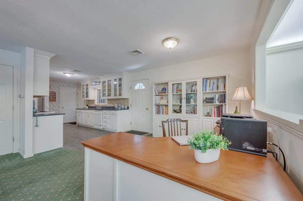 1100 Lake Avenue Sunapee NH 03751