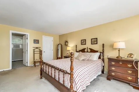 15 Cambridge Road Hampstead NH 03841