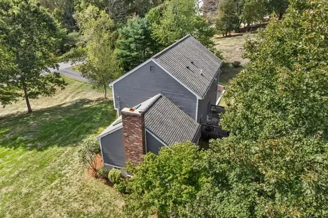 15 Cambridge Road Hampstead NH 03841